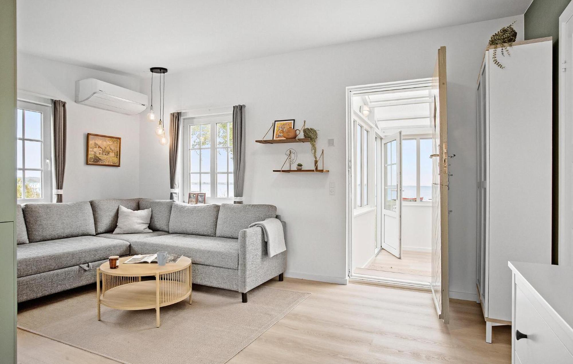 Beach Front Home In Sjolund With Kitchen Экстерьер фото